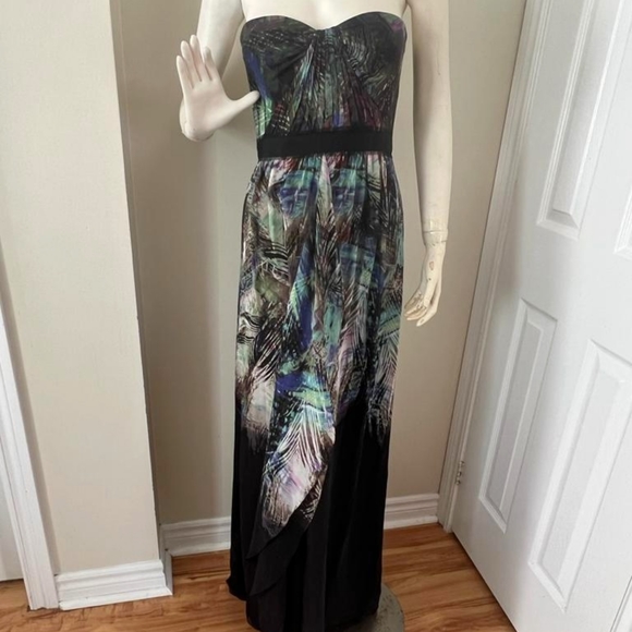 BCBGMAXAZRIA Tae Silk Palm Printed Gown - Picture 2 of 5